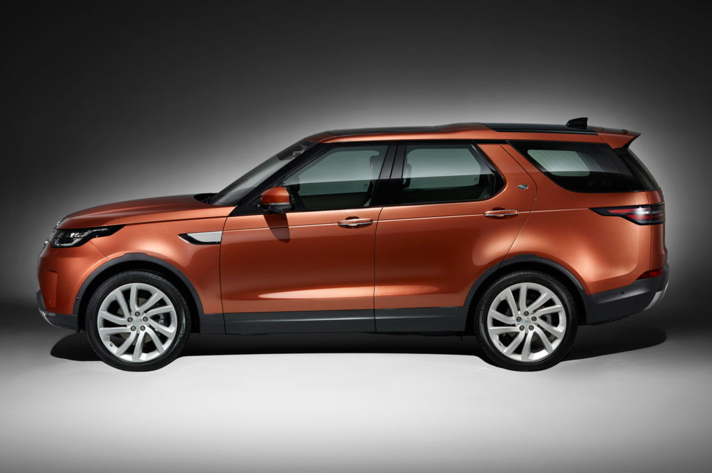 2017-land-rover-discovery-side-profile